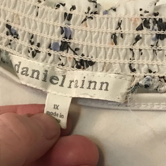 Daniel Rainn Bohemian front tie blouse - Picture 3 of 3